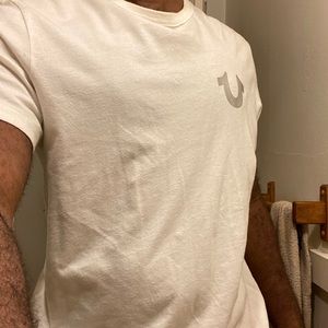 true religion white matalic t-shirt